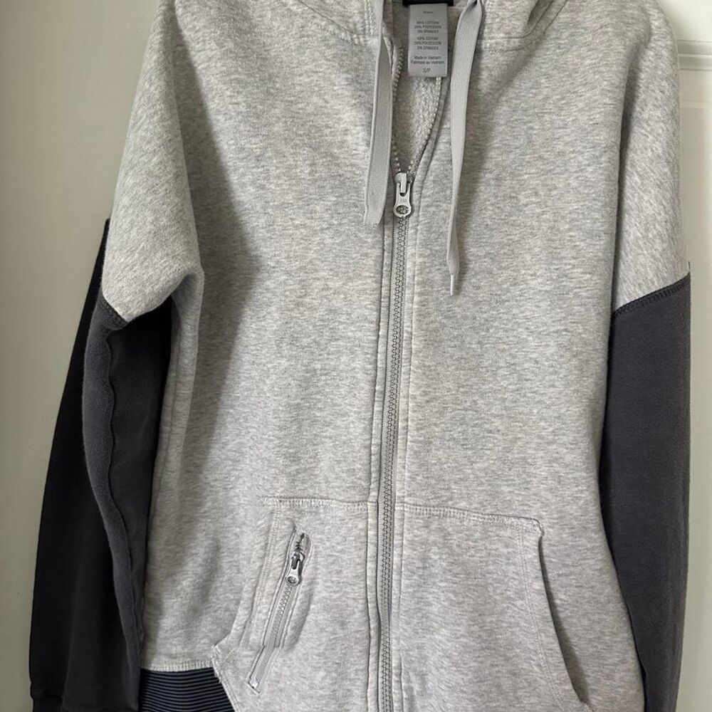 Champion Women's Grey Hoodie